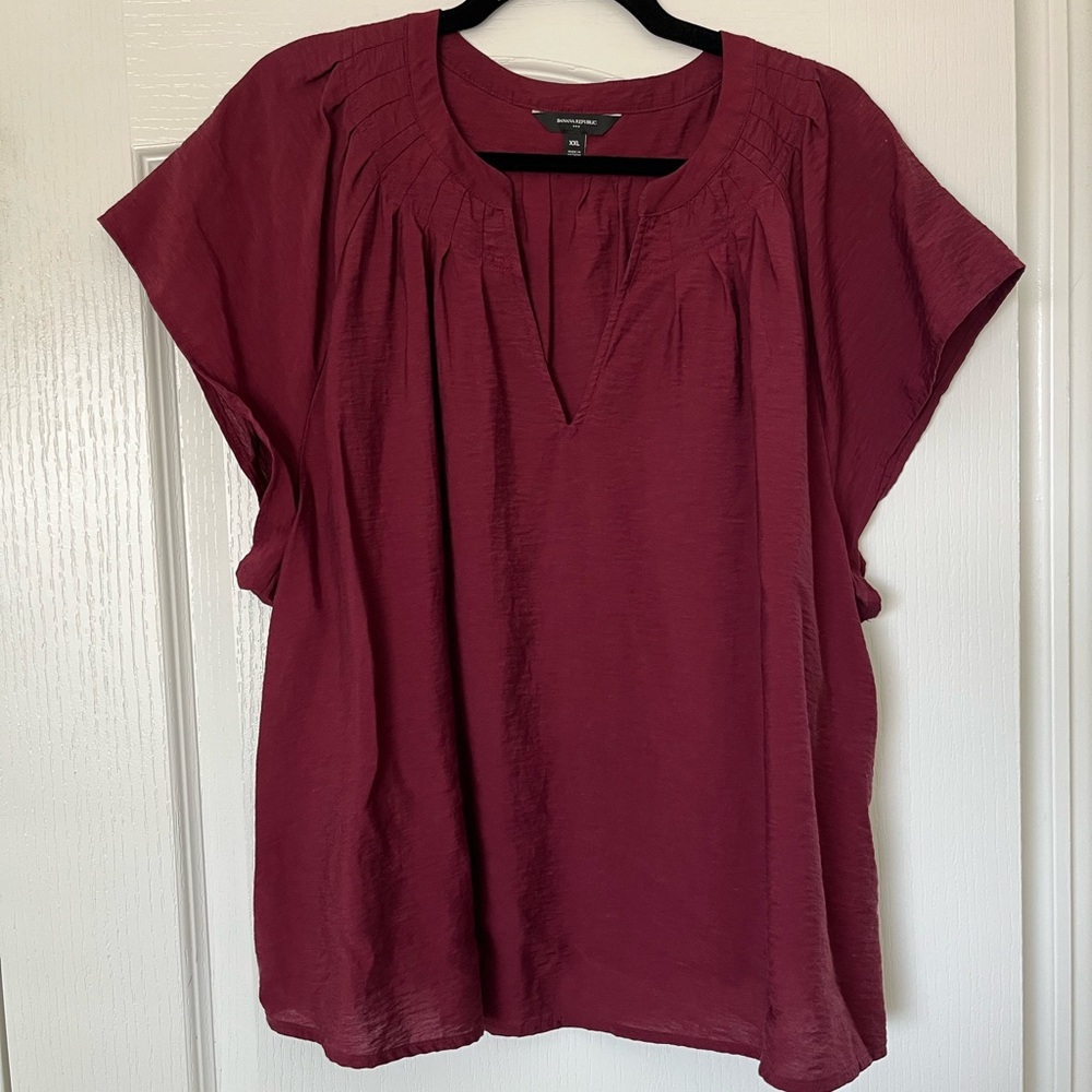 Banana Republic Factory Burgundy Pleated Yoke Short Sleeve Blouse